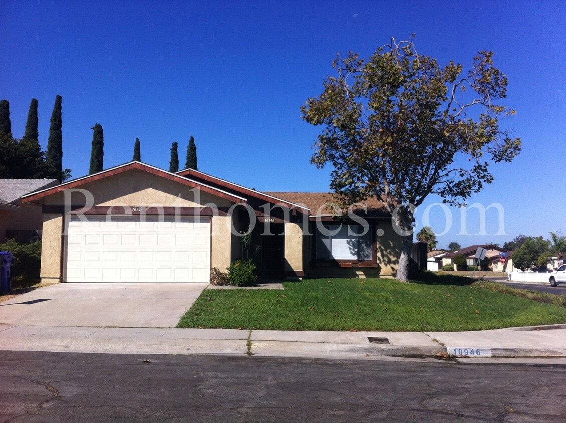 Foto principal - 10946 Decatur Rd