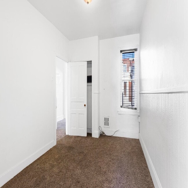 Building Photo - 539 Fernon St