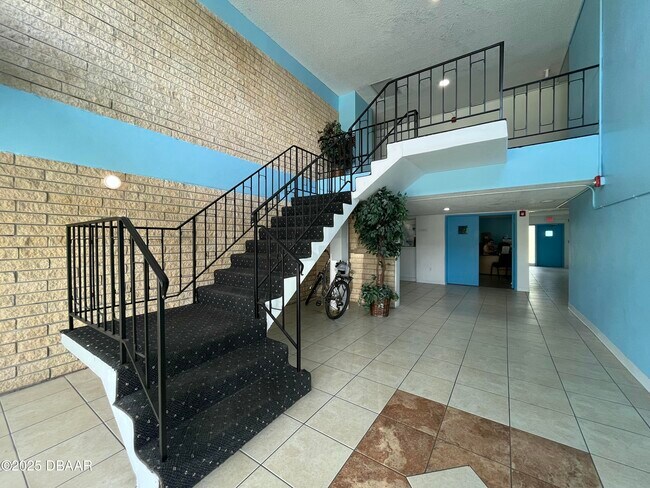 Foto del edificio - 1850 S Park Ave