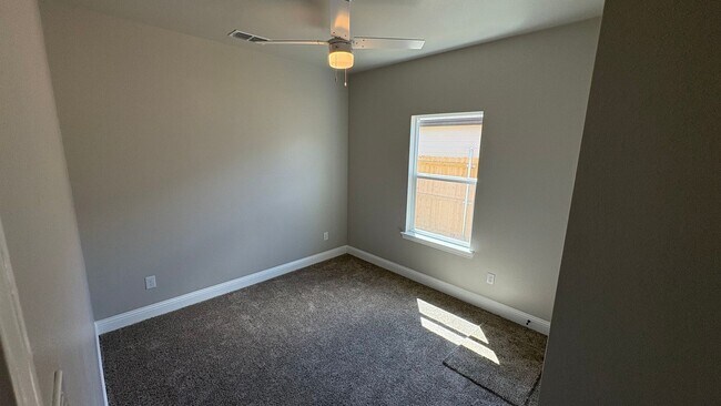 Building Photo - 3203 Bourland St