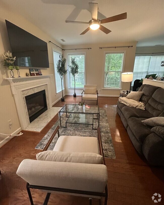 Braddock Park at Churton Grove Apartments for Rent Hillsborough, NC