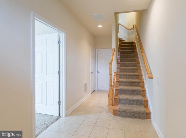 Foto del edificio - 9427 Canonbury Square