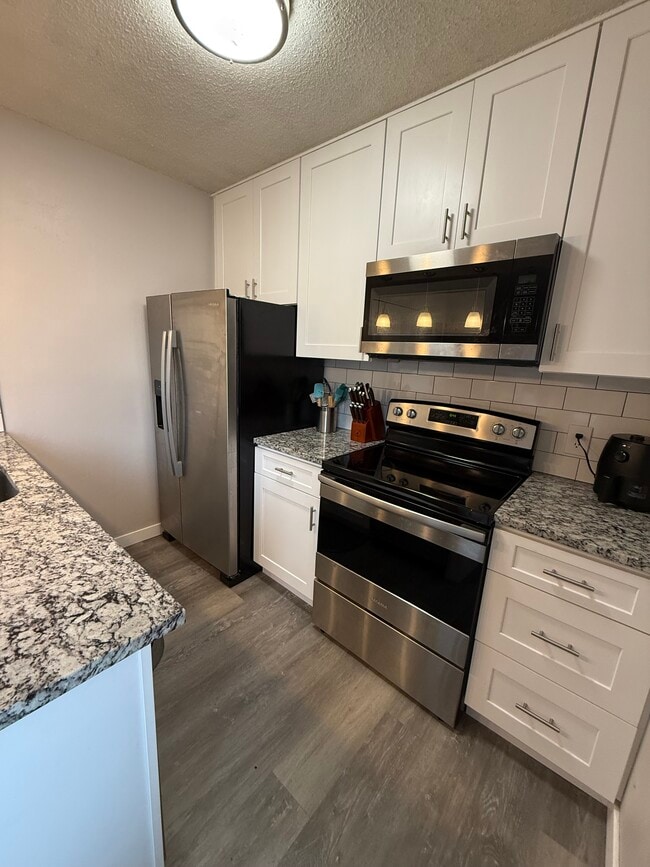 Foto del edificio - 7309 W Hampden Ave