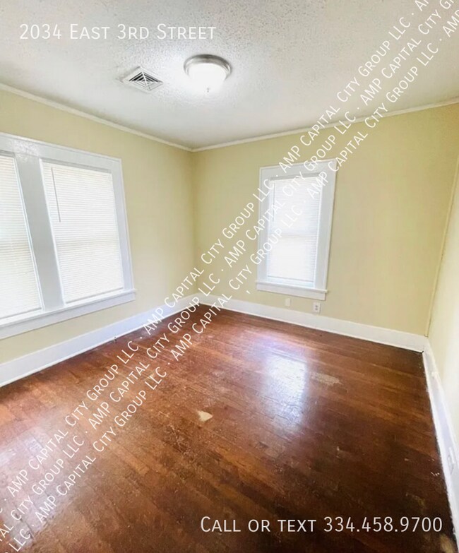 Foto del edificio - 2034 E 3rd St