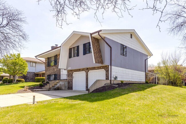 Foto del edificio - 1171 Saylesville Ln