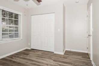 Building Photo - 4075 Sabal Lakes Rd