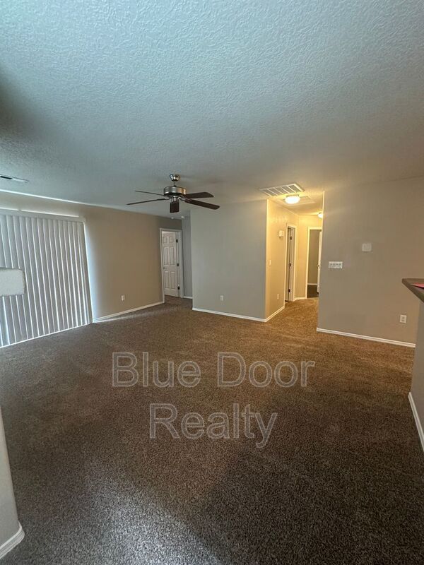 Building Photo - 8023 Sierra Altos Pl NW