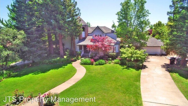 Building Photo - 4273 Winding Woods Way