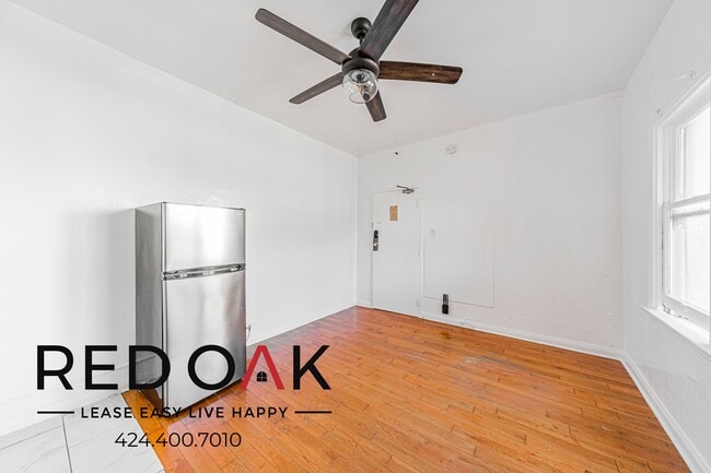 Building Photo - 1616 Normandie Ave