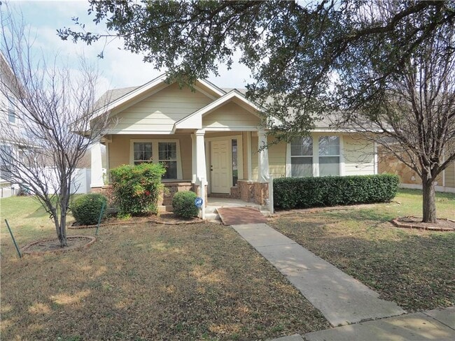Building Photo - 1511 Legend Oaks Ln