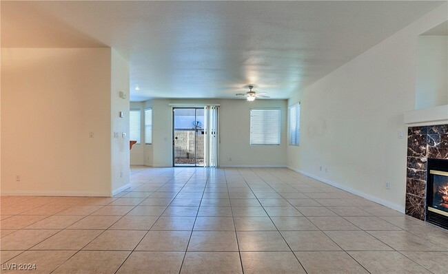 Foto del edificio - 9020 High Horizon Ave