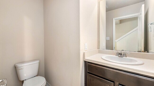 Foto del edificio - 11310 Eagle Tree