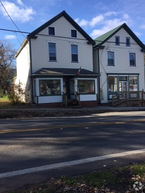 Building Photo - 102 E Main St