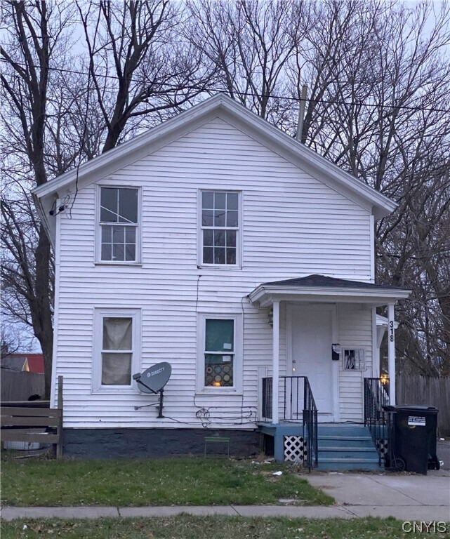 Primary Photo - 318 Otisco St