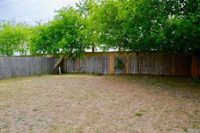 Foto del edificio - 2415 Westgard Pass