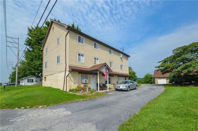 Foto del edificio - 2819 Rising Sun Rd