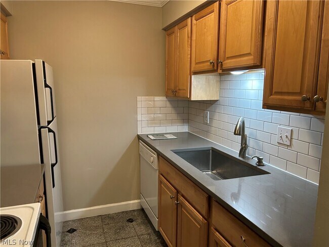 Foto del edificio - 23875 David Dr