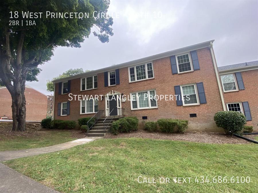 Primary Photo - 18 W Princeton Cir Cir