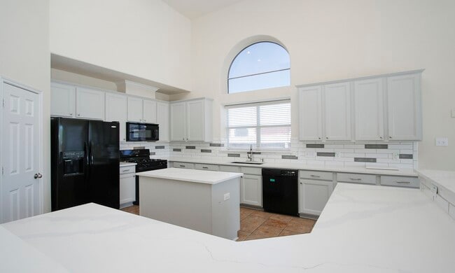 Building Photo - 17935 Gable Oak Ln