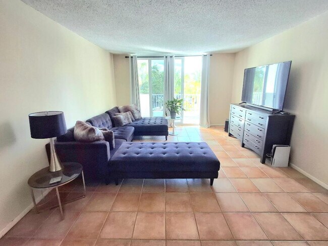 Foto del edificio - 1421 S Ocean Blvd