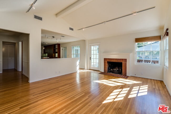 Foto del edificio - 1616 Ashland Ave