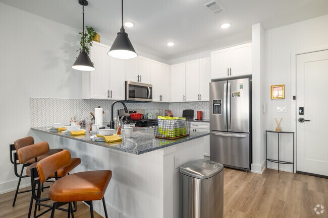 1 habitación, 1 baño - 749 pies cuadrados - Cocina - The Hopewell Chapter