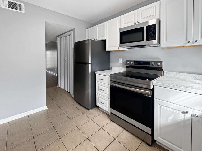 Photo - Recently Renovated Condo in Lake Lanier Community