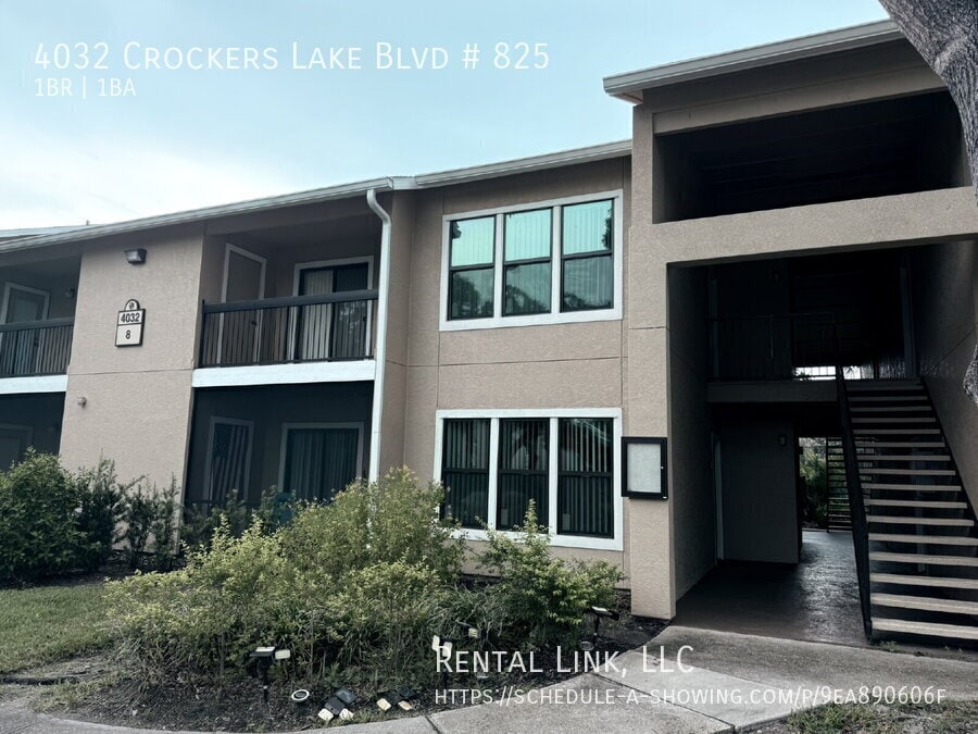 Primary Photo - 4032 Crockers Lake Blvd