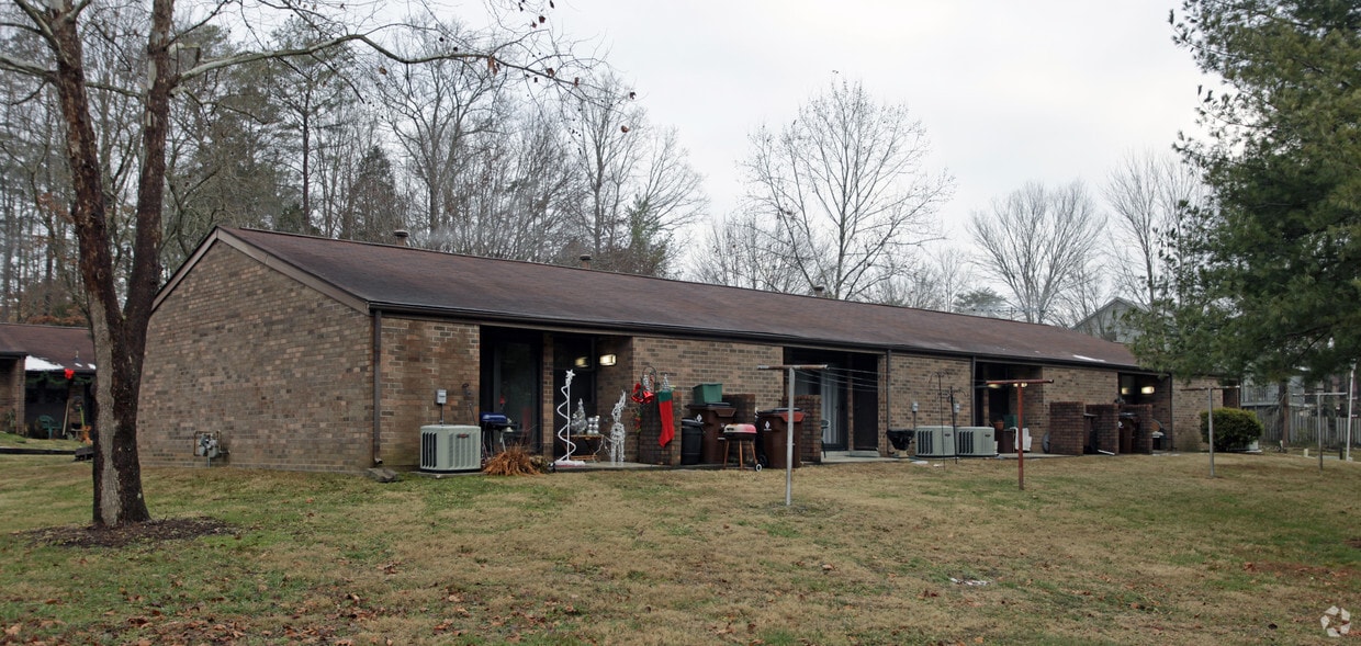 Building Photo - 98 Honeysuckle Ln