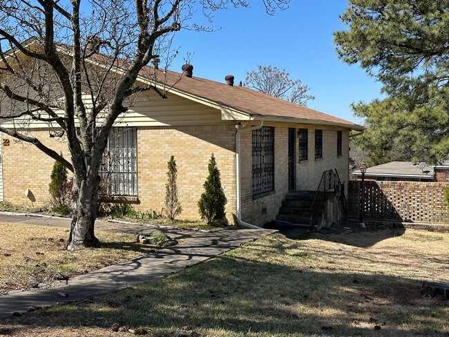 Foto del edificio - Contact Peggy at 501-676-1758