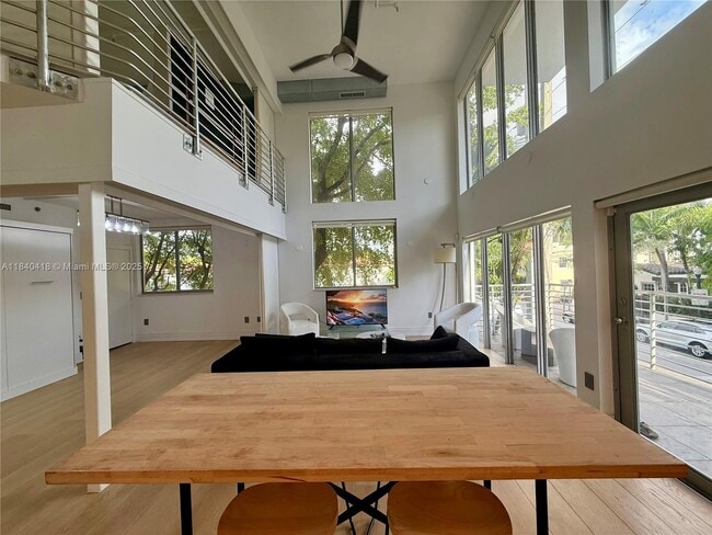 Foto del edificio - 900 4th St