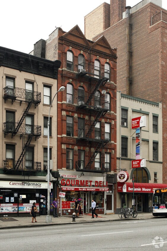 Primary Photo - 769 Ninth Ave