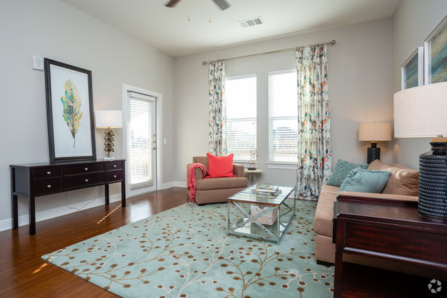 2BR,2BA-1050sft - Artistry Craig Ranch