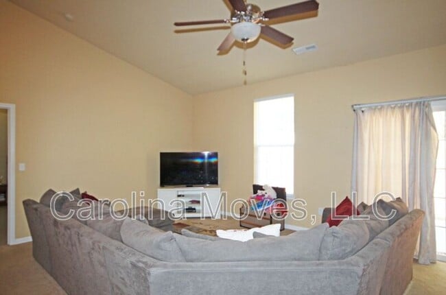 Photo - 112 Bascom Ct House