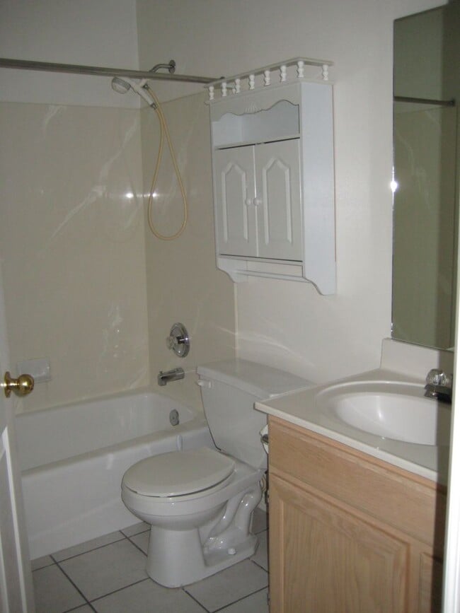 Building Photo - 147