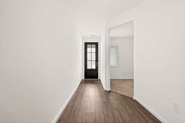 Foto del edificio - 21815 White Bellflower Ln