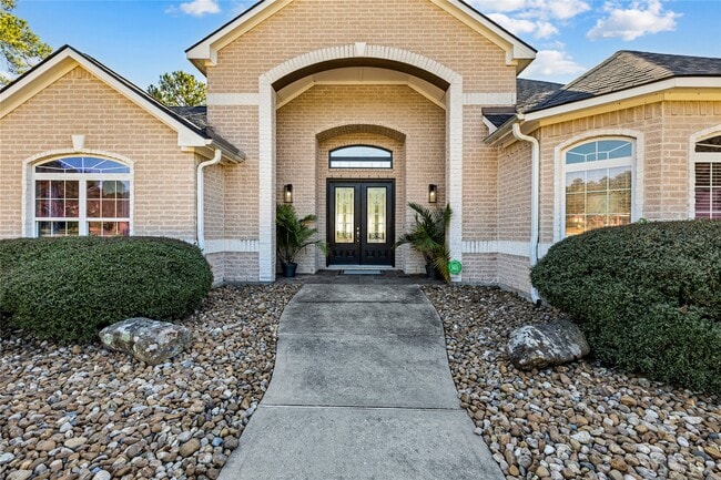 Foto del edificio - 11601 King George Ct