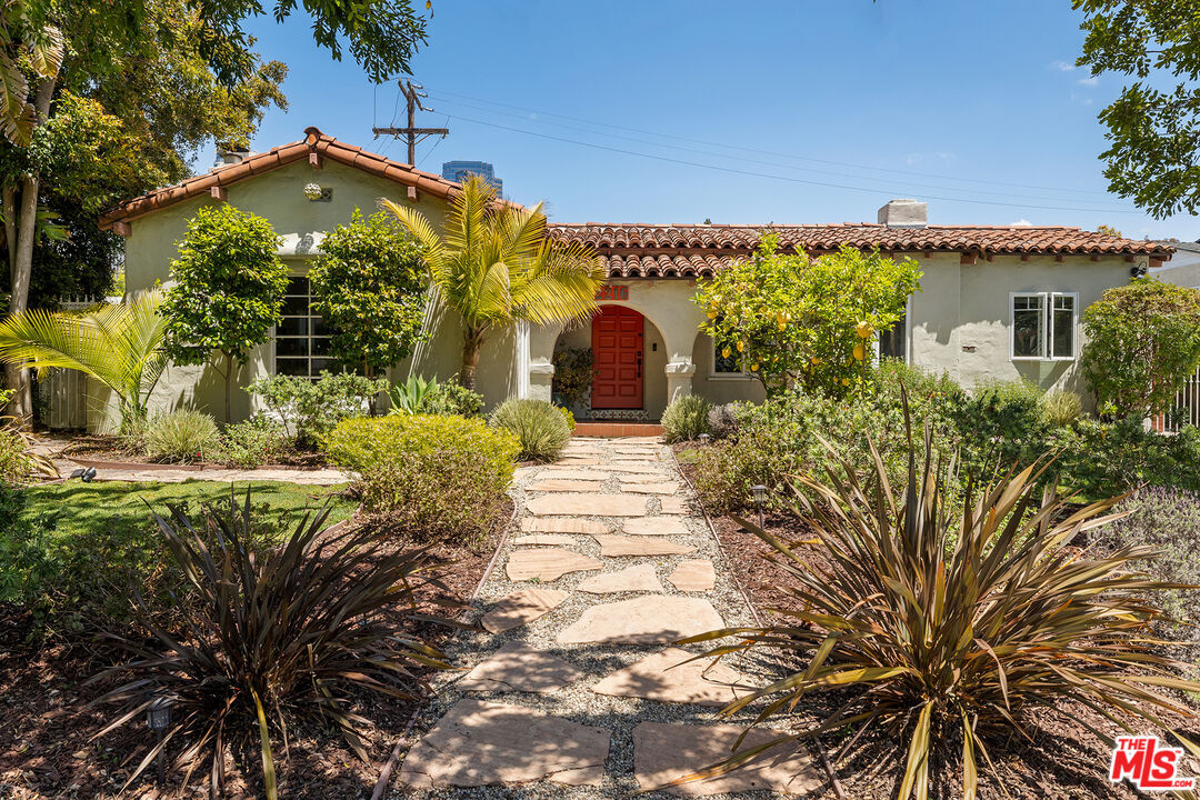 Foto principal - 2216 Kerwood Ave
