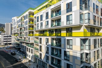 Building Photo - TENTEN Campus Glendale