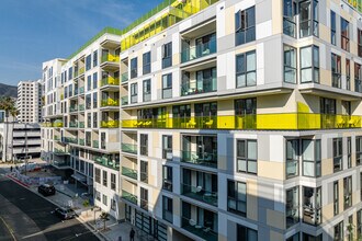 Building Photo - TENTEN Campus Glendale