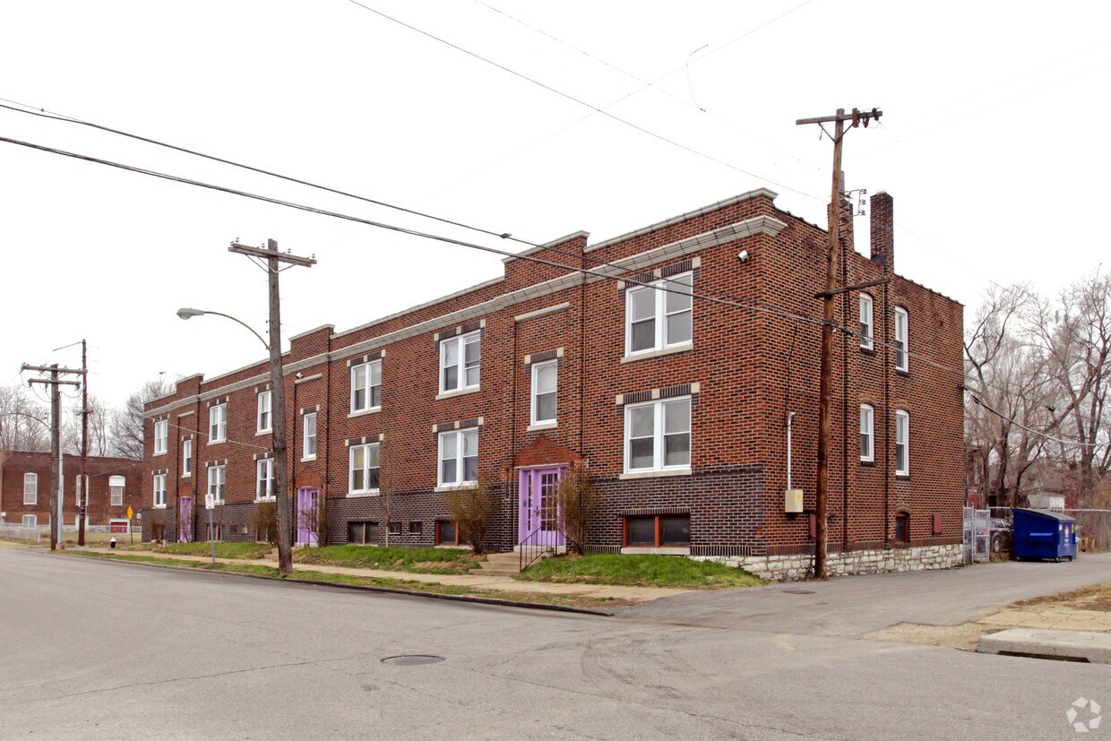 Foto del edificio - 1115-1123 S Newstead Ave