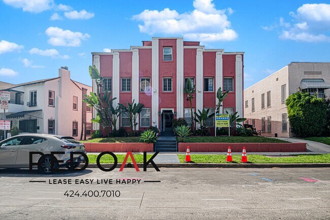 Foto del edificio - 1025 S Orange Dr