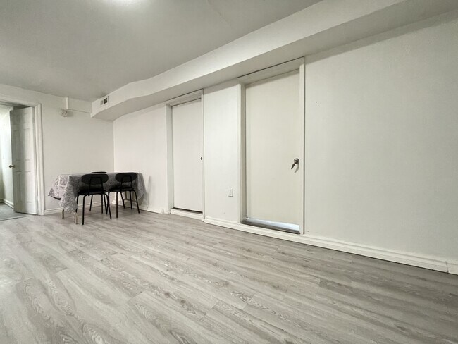 Photo du bâtiment - 2412 E 28th Ave