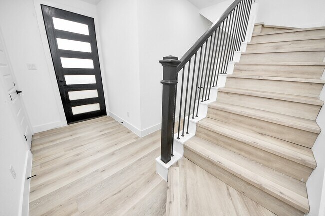 Foto del edificio - 4410 Allen St