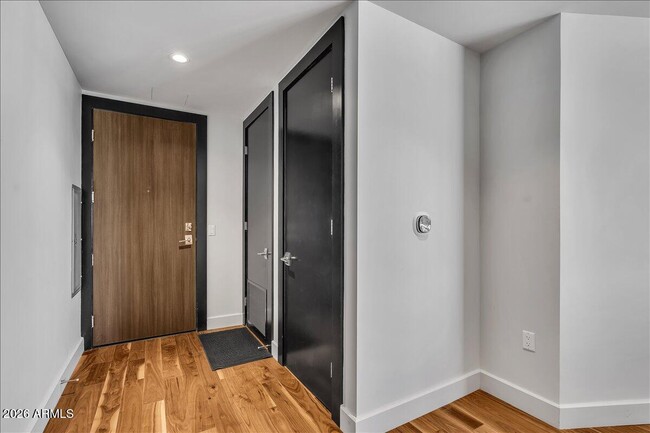 Foto del edificio - 4422 N 75th St