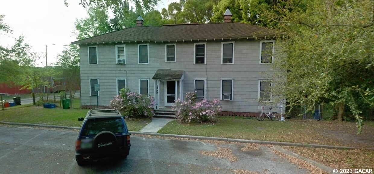 Foto principal - 707 NW 2nd Ave
