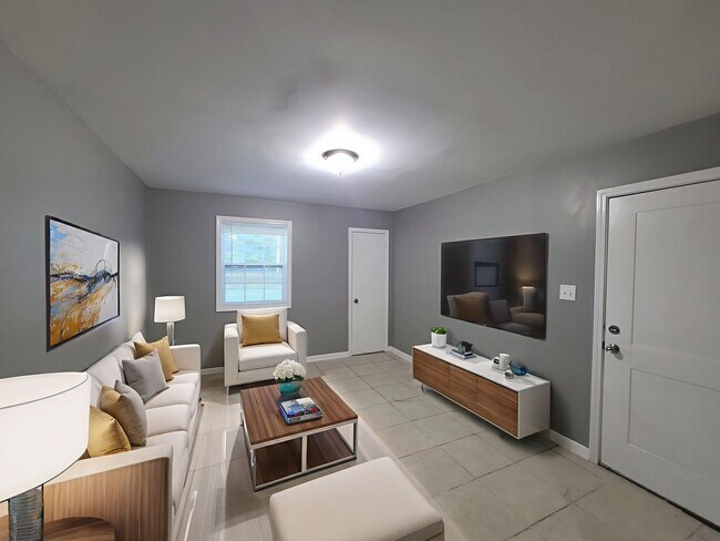 Foto del edificio - 4651 Royal Ridge Dr