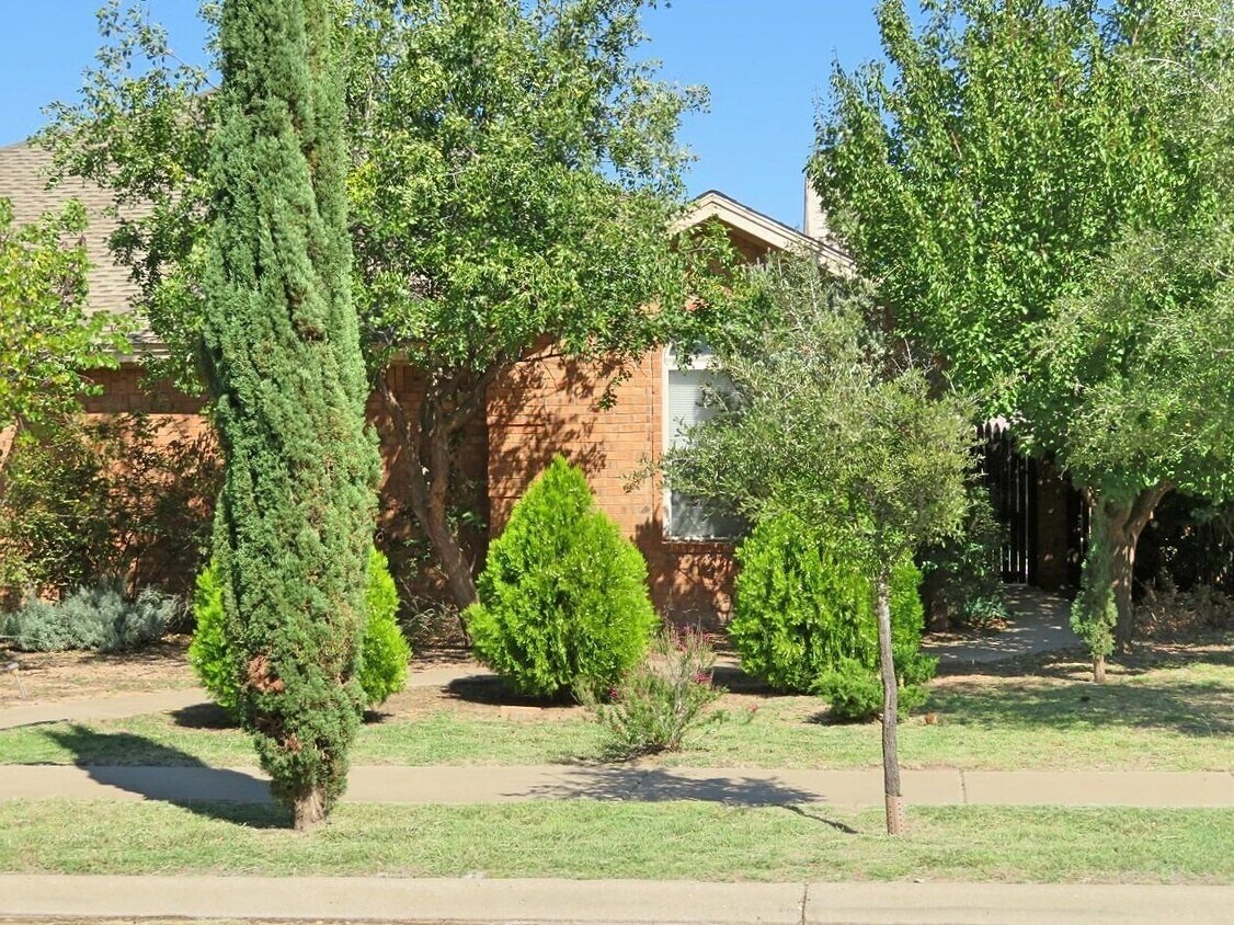 110 N Wayne Ave, Lubbock, TX 79416 House Rental in Lubbock, TX