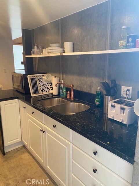 Foto del edificio - 2819 Pacific Ave