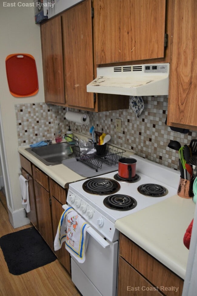 Foto del edificio - 879 Beacon St